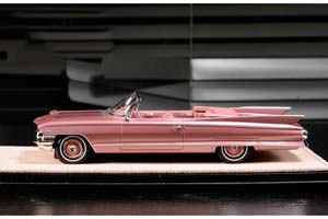 CADILLAC ELDORADO BIARRITZ (ОТКРЫТЫЙ) 1961 FONTANA ROSE METALLIC / КАДИЛЛАК ЭЛЬДОРАДО БИАРРИЦ (ОТКРЫТЫЙ) 1961 ФОНТАНА РОУЗ МЕТАЛЛИК — фото 4