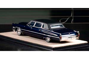 CADILLAC FLEETWOOD SERIES 75 LIMOUSINE 1968 EMPEROR BLUE METALLIC / КАДИЛЛАК ФЛИТВУД СЕРИЯ 75 ЛИМУЗИН 1968 ИМПЕРАТОР СИНИЙ МЕТАЛЛИК — фото 2