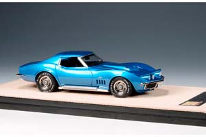 CHEVROLET CORVETTE STINGRAY L88 COUPE (ЗАКРЫТЫЙ, ПОДНЯТЫЕ ФАРЫ) 1969 LEMANS BLUE METALLIC — фото 3
