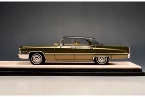 CADILLAC SEDAN DEVILLE 1970 BYZANTINE GOLD METALLIC — фото 4