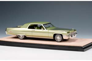 CADILLAC COUPE DEVILLE 1971 CYPRESS GREEN METALLIC — фото 3