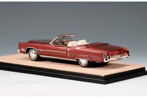 CADILLAC ELDORADO CONVERTIBLE (ОТКРЫТЫЙ) 1972 CORONATION RED METALLIC — фото 2