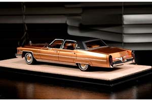 CADILLAC FLEETWOOD BROUGHAM 1974 VICTORIAN AMBER METALLIC (LIMITED 047/199 PCS) — фото 2