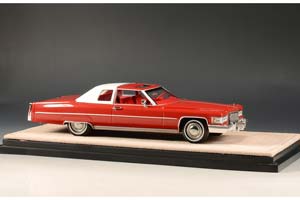 CADILLAC COUPE DEVILLE 1975 FIRETHORNE RED METALLIC — фото 4