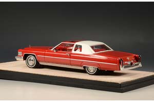 CADILLAC COUPE DEVILLE 1975 FIRETHORNE RED METALLIC — фото 2