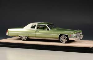 CADILLAC COUPE DEVILLE 1975 LIDO GREEN IRID — фото 3