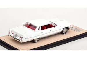 CADILLAC SEDAN DEVILLE 1976 COTILLION WHITE / КАДИЛЛАК СЕДАН ДЕВИЛЬ 1976 КОТИЛЬОН БЕЛЫЙ — фото 2