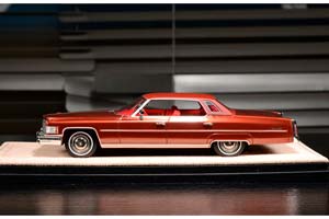 CADILLAC SEDAN DEVILLE 1976 FIRETHORN METALLIC / КАДИЛЛАК СЕДАН ДЕВИЛЛЬ 1976 FIRETHORN METALLIC (LIMITED 014/199 PCS) — фото 4