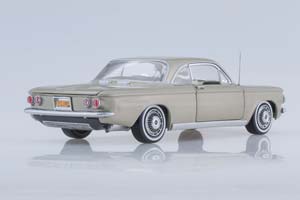 CHEVROLET CORVAIR COUPE 1963 ЗОЛОТИСТЫЙ — фото 2