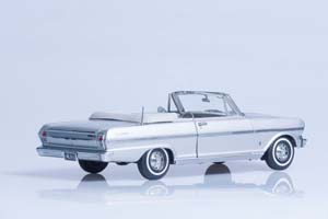 CHEVROLET NOVA OPEN CONVERTIBLE 1963 SATIN SILVER СЕРЕБРИСТЫЙ — фото 2