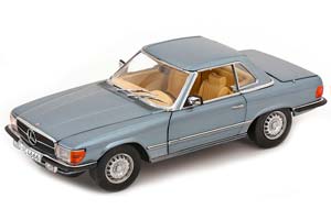 MERCEDES W107 350 SL R107 HARDTOP 1977 LIGHT BLUE METALLIC