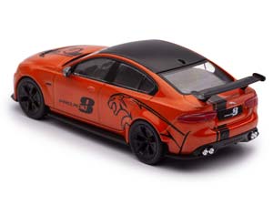 JAGUAR XE SV PROJECT 8 2017 ORANGE/BLACK — фото 3