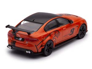 JAGUAR XE SV PROJECT 8 2017 ORANGE/BLACK — фото 4