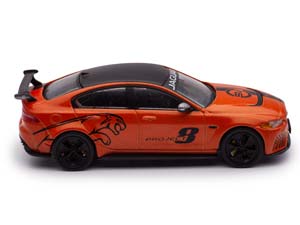 JAGUAR XE SV PROJECT 8 2017 ORANGE/BLACK — фото 5