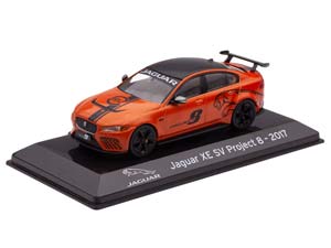JAGUAR XE SV PROJECT 8 2017 ORANGE/BLACK — фото 9