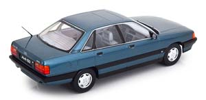 AUDI 100 C3 1989 СИНЕ-ЗЕЛЕНЫЙ МЕТАЛЛИК — фото 2