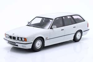 BMW 5 СЕРИИ E34 TOURING 1996 БЕЛЫЙ