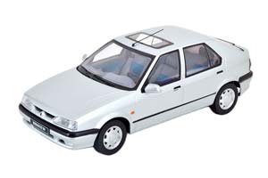 RENAULT 19 1994 SILVER