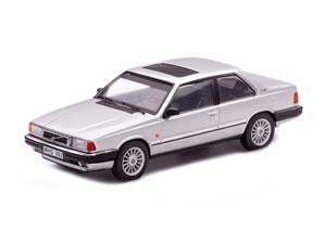 VOLVO 780 BERTONE COUPE 1987 СЕРЕБРИСТЫЙ
