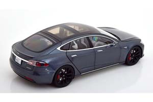 TESLA MODEL S P100D 2016 GREY METALLIC / ТЕСЛА МОДЕЛЬ С П100Д СЕРЫЙ — фото 2