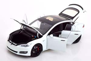 TESLA MODEL S P100D 2016 WHITE METALLIC / ТЕСЛА МОДЕЛЬ С П100Д БЕЛЫЙ — фото 3