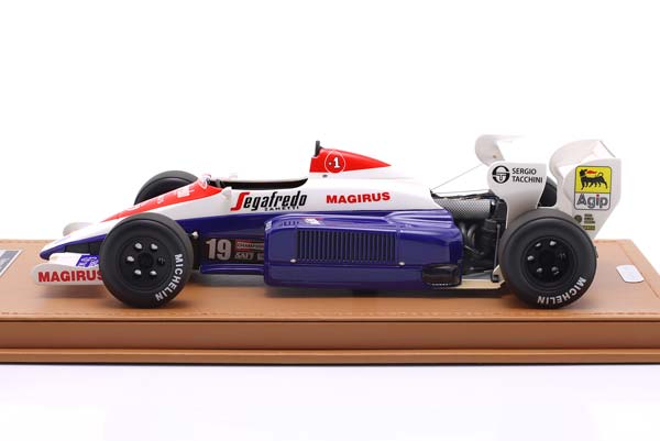 TOLEMAN TG184 #19 3RD BRITISH GP FORMULA 1 1984 AYRTON SENNA / ТОЛМАН TG184 3 МЕСТО ГРАН-ПРИ ВЕЛИКОБРИТАНИИ ФОРМУЛА-1 АЙРТОН СЕННА — фото 4