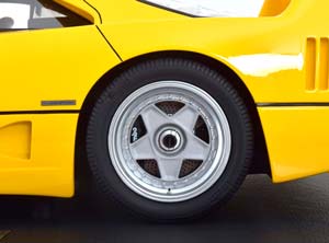 FERRARI F40 HIGH END RESIN MODEL 1987 YELLOW — фото 7