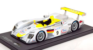 AUDI R8 NO 9 24H LE MANS 2000