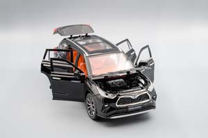 TOYOTA HIGHLANDER, ЧЁРНЫЙ, 21 СМ — фото 4