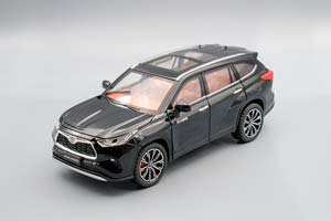 TOYOTA HIGHLANDER, ЧЁРНЫЙ, 21 СМ