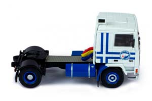 VOLVO F10 "POLAR EXPRESS" 1983 WHITE/BLUE — фото 8