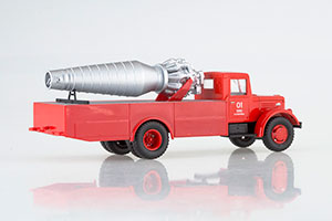 МИНСКИЙ 200 ПОЖАРНЫЙ АВТОМОБИЛЬ АГВТ-200 (НАШИ ГРУЗОВИКИ #9) — фото 2