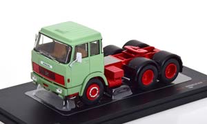 HENSCHEL HS 19 TOWING VEHICLE 1966 LIGHTGREEN RED