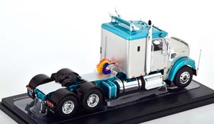 FREIGHTLINER CORONADO TOWING VEHICLE 2021 SILVER LIGHTGREEN-METALLIC — фото 2