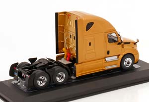 FREIGHTLINER CASCADIA TOWING VEHICLE 2018 GOLDMETALLIC — фото 2