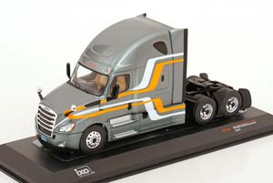 FREIGHTLINER CASCADIA 2018 GREY METALLIC СЕДЕЛЬНЫЙ ТЯГАЧ