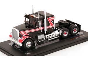 FREIGHTLINER FLC 120 64 T TOWING VEHICLE 1977 BLACK RED WHITE