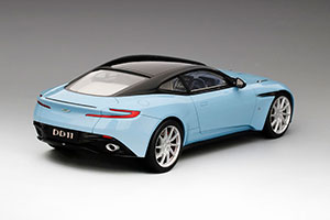 ASTON MARTIN DB11 2017 LIGHT BLUE — фото 2