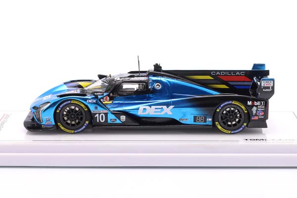 CADILLAC V-SERIES.R #10 5TH 24H DAYTONA 2025 WAYNE TAYLOR RACING / КАДИЛЛАК В-СЕРИЕС 5 МЕСТО 24 ЧАСА ДАЙТОНА ВАЙНЕ ТАЙЛОР — фото 4