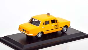 FIAT 125P TAXI WARSCHAU 1980 YELLOW — фото 2