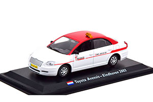 TOYOTA AVENSIS TAXI EINDHOVEN 2003 WHITE/RED