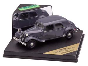 CITROEN TRACTION 11B 1957 СЕРЫЙ