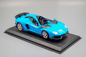 LAMBORGHINI AVENTADOR J, ГОЛУБОЙ — фото 2