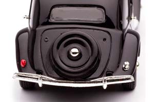 CITROEN TRACTION 11B 1957 ЧЕРНЫЙ — фото 4
