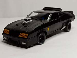 FORD FALCON XB V8 INTERCEPTOR 1:18 GREENLIGHT