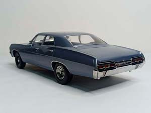 CHEVROLET IMPALA SEDAN 1967 GREENLIGHT 1:18 — фото 4