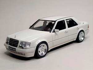 MERCEDES E60 AMG W124 WHITE OTTOMOBILE 1:18
