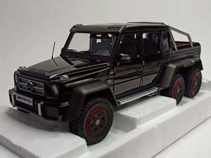 MERCEDES G63 AMG BLACK 6X6 AUTOART 1:18