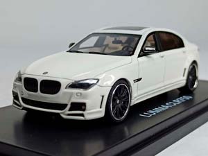 BMW F01 7ER LUMMA CLR 750 1:43 RENN