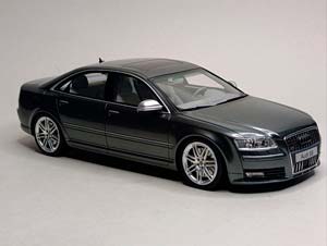 AUDI S8 D3 (A8) OTTOMOBILE 1:18 РАРИТЕТ — фото 8